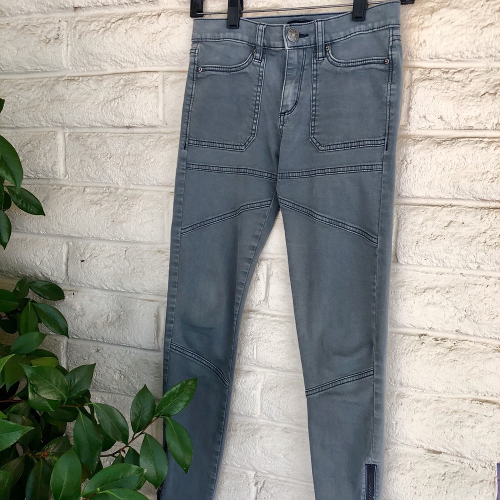 BOGO 50% OFF Urban Outfitters BDG zipper pants